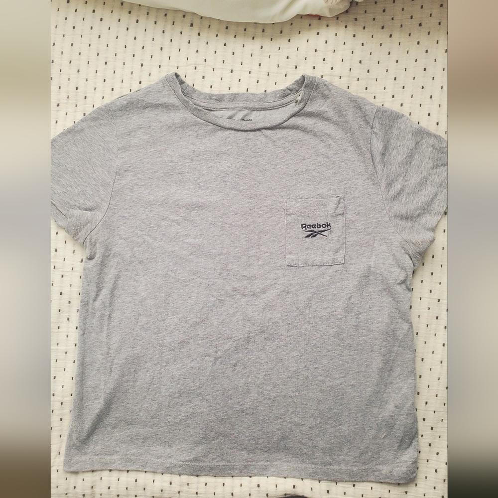 Reebok Women's Short Sleeve Tee - Light Gray with Navy Logo